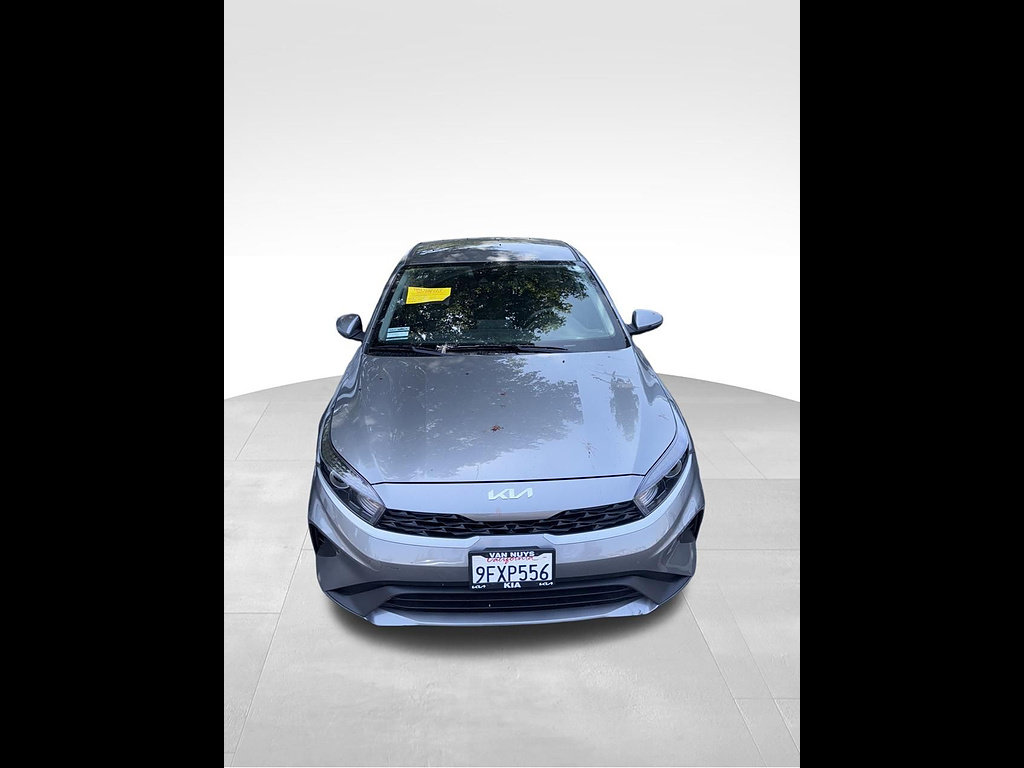 Used 2023 Kia Forte LXS w/ LXS Technology Package FWD image 6