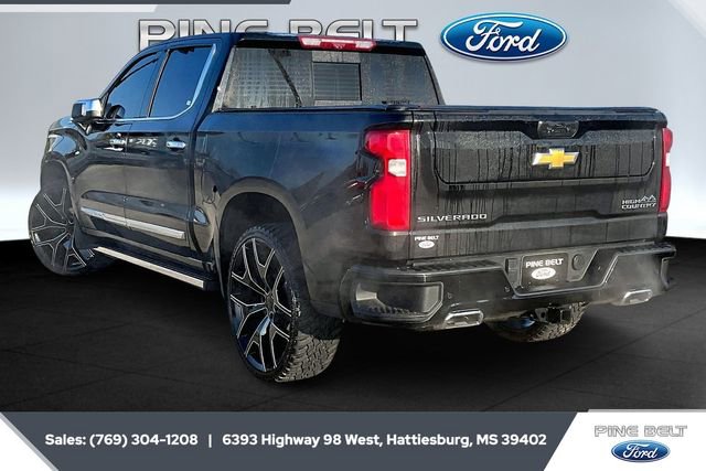 Used 2023 Chevrolet Silverado 1500 High Country w/ High Country Premium Package image 2