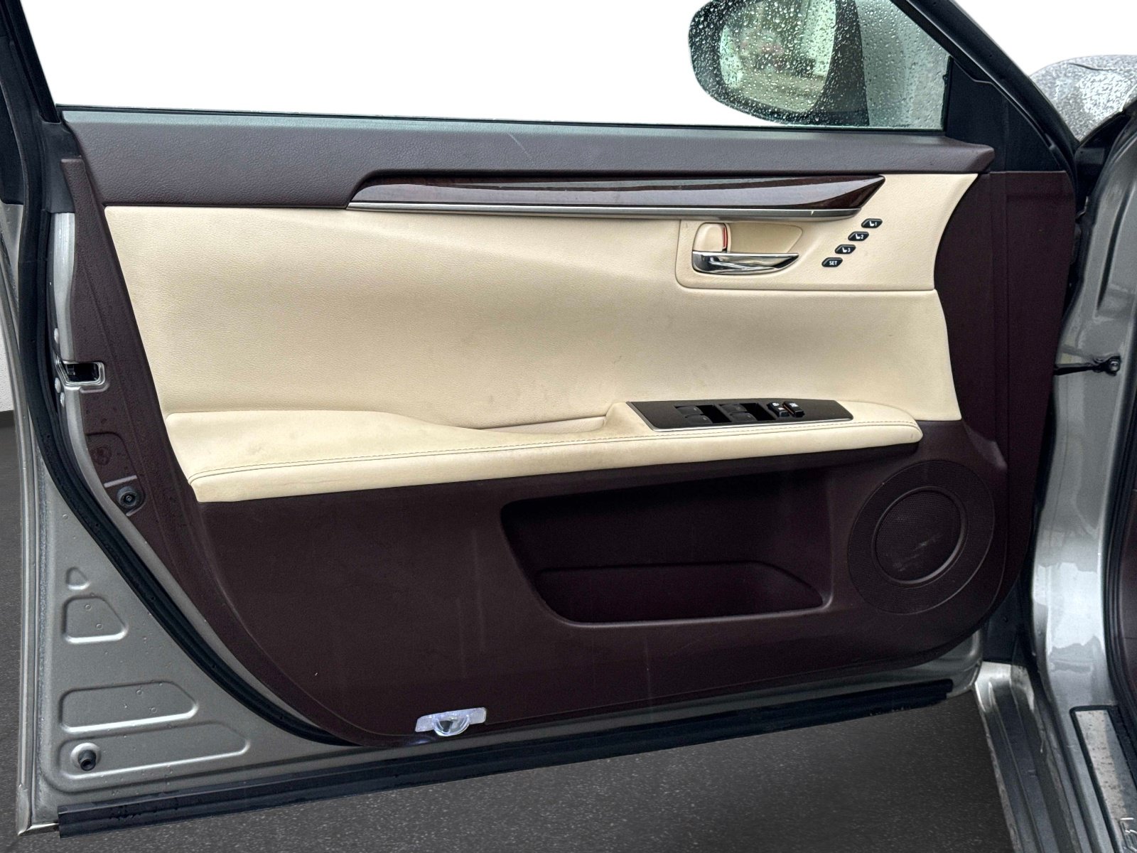 Used 2018 Lexus ES 350 w/ Premier Package FWD image 17