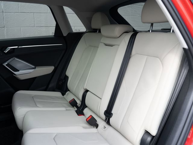 Used 2025 Audi Q3 2.0T Premium w/ Convenience Package image 18