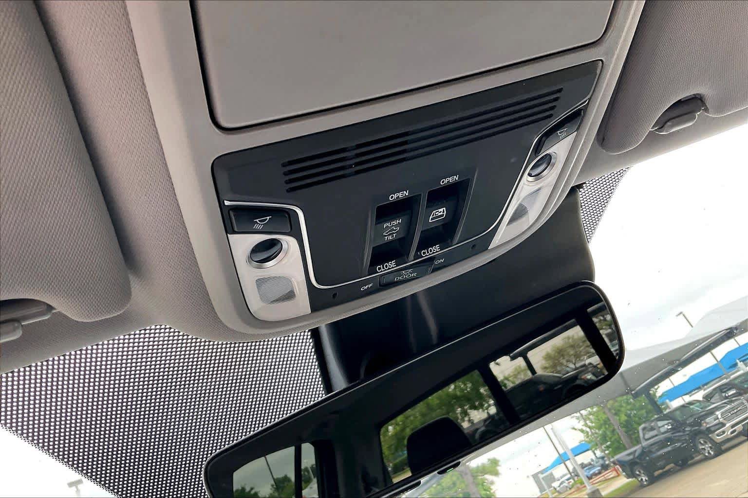 Used 2025 Honda Ridgeline RTL image 32