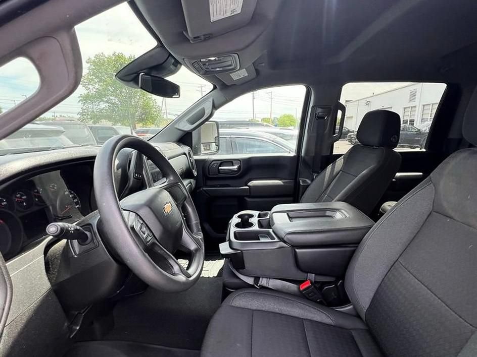 Used 2024 Chevrolet Silverado 2500 Custom w/ Custom Convenience Package AWD/4WD image 7