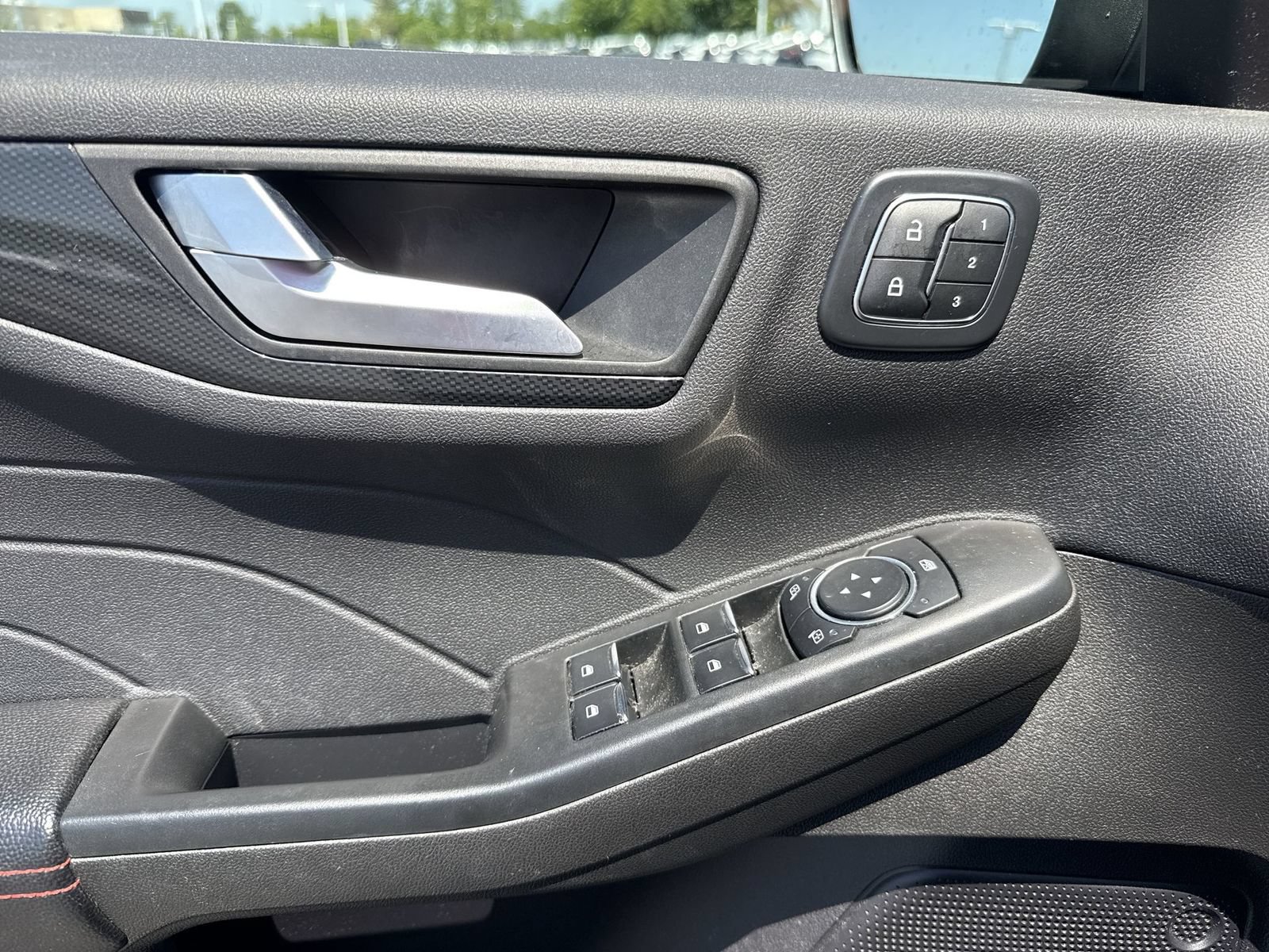 Used 2023 Ford Escape ST-Line Elite AWD/4WD image 14