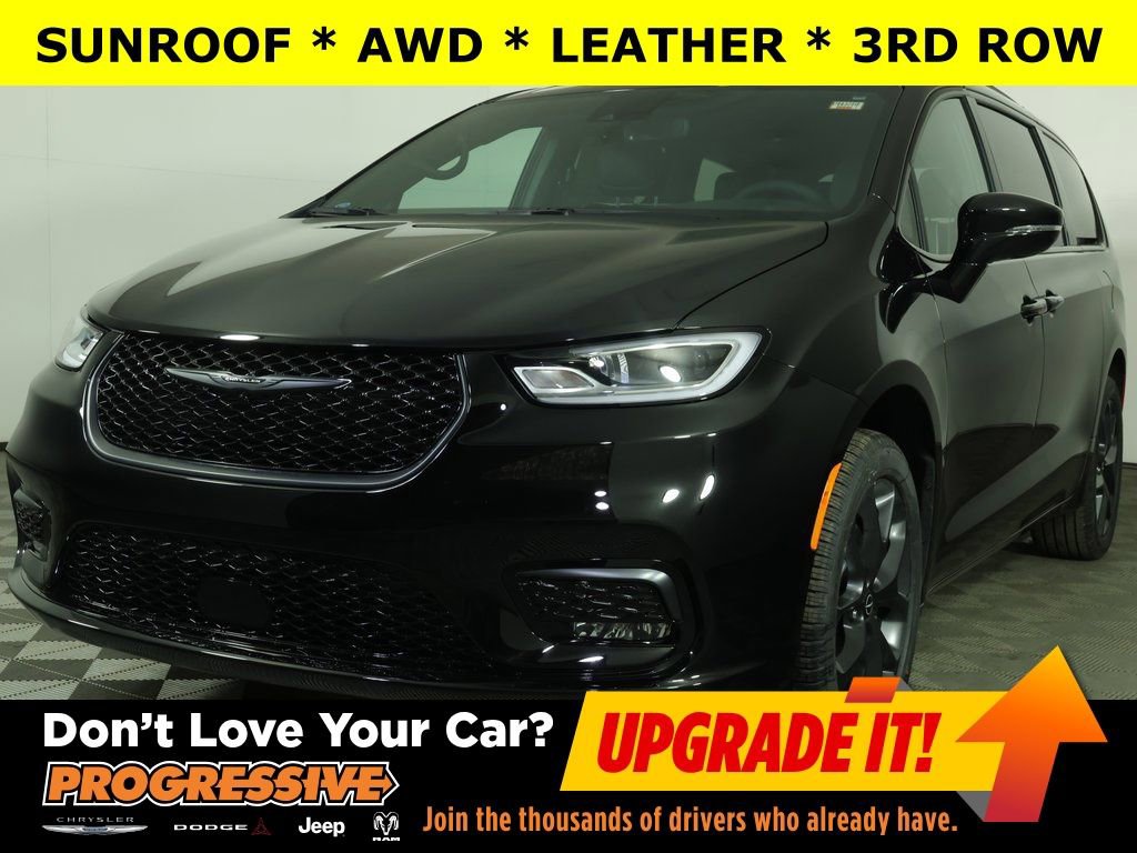 New 2026 Chrysler Pacifica Limited w/ S Appearance Package AWD/4WD image 1