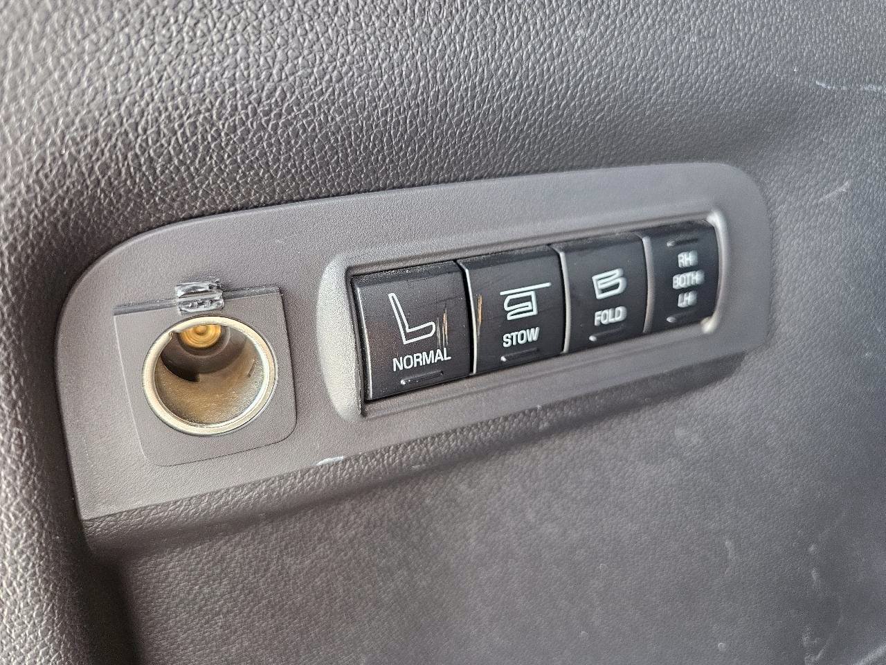 Used 2012 Ford Explorer Limited FWD image 28