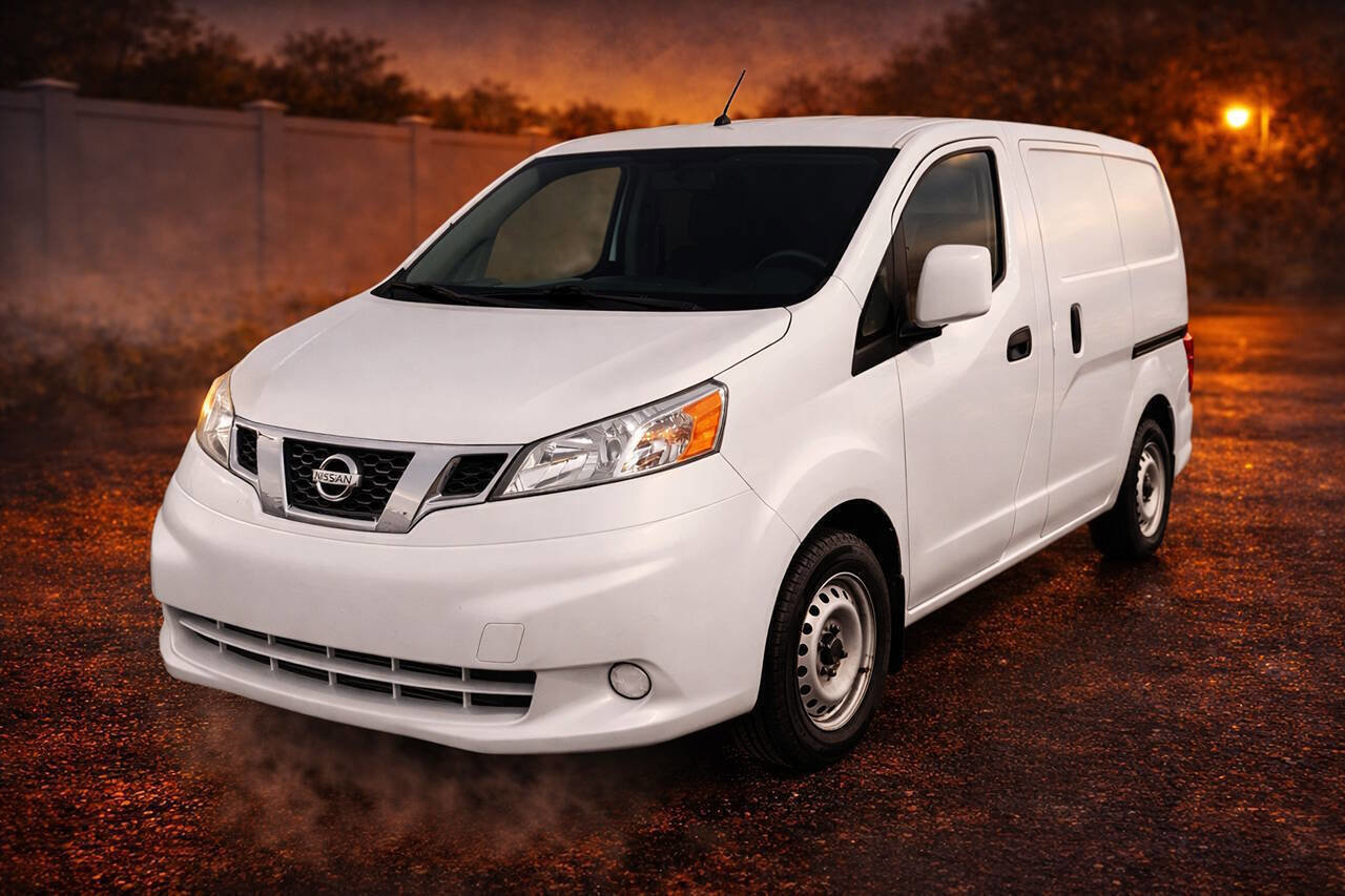 Used 2017 Nissan NV200 SV w/ Back Door Glass Package image 1