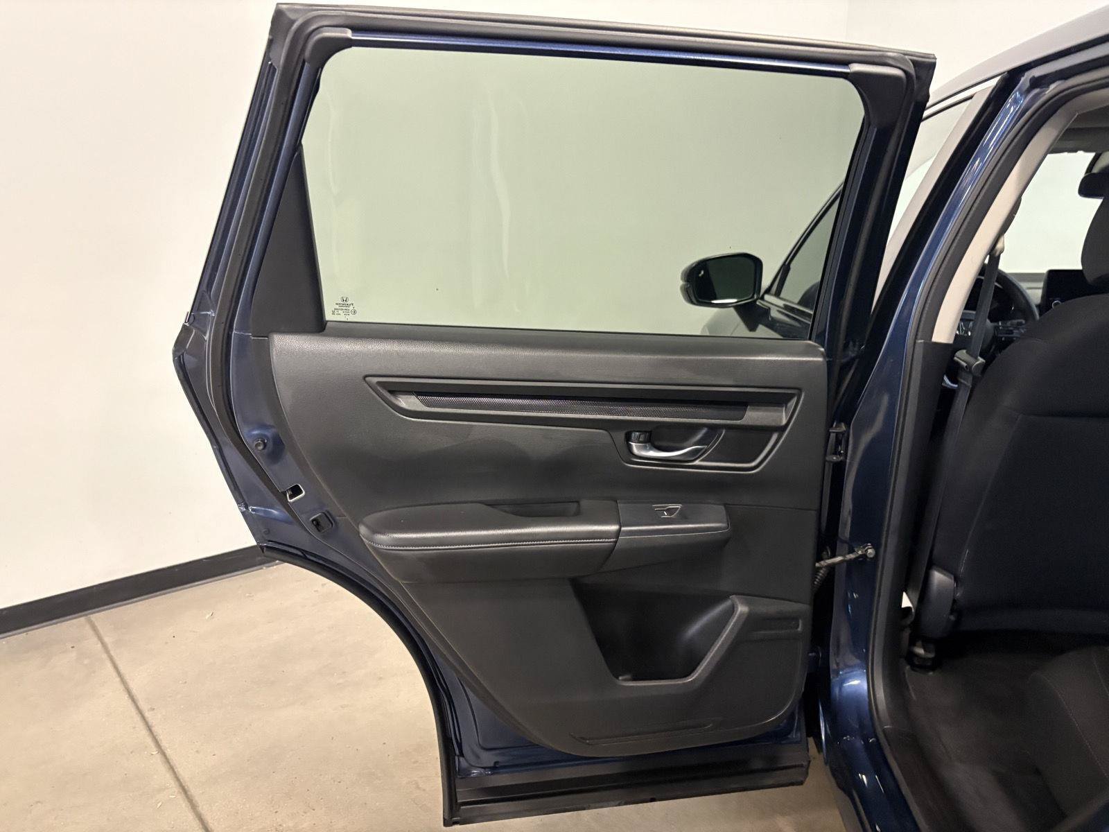 Used 2024 Honda CR-V EX image 27