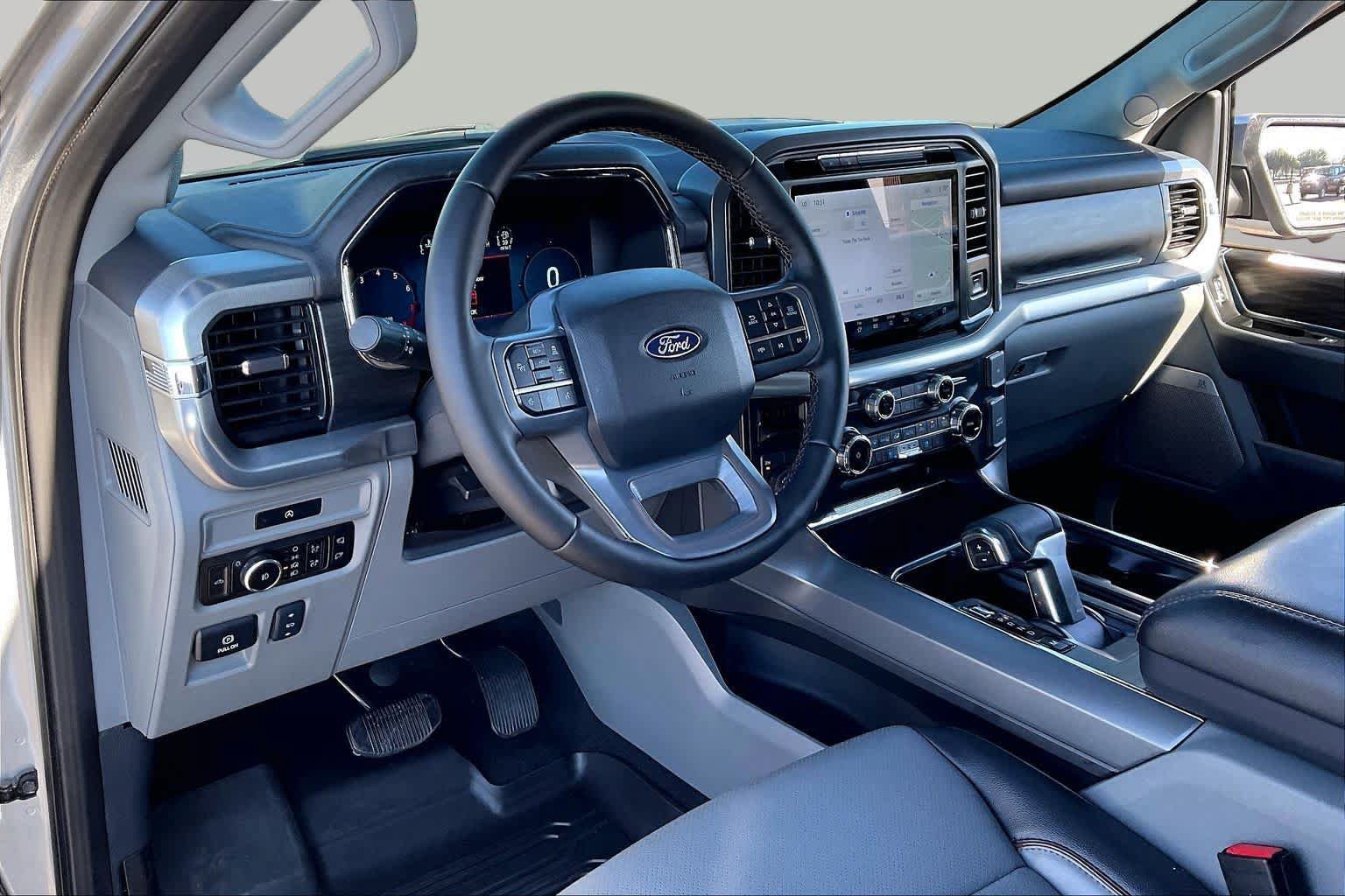 Used 2025 Ford F150 Lariat w/ Equipment Group 501A Mid AWD/4WD image 16