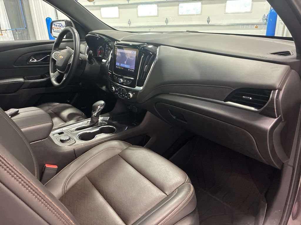 Used 2023 Chevrolet Traverse High Country w/ LPO, Floor Liner Package AWD/4WD image 47