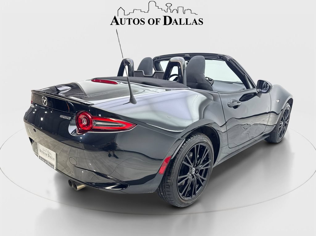 Used 2024 MAZDA MX-5 Miata Club RWD image 6