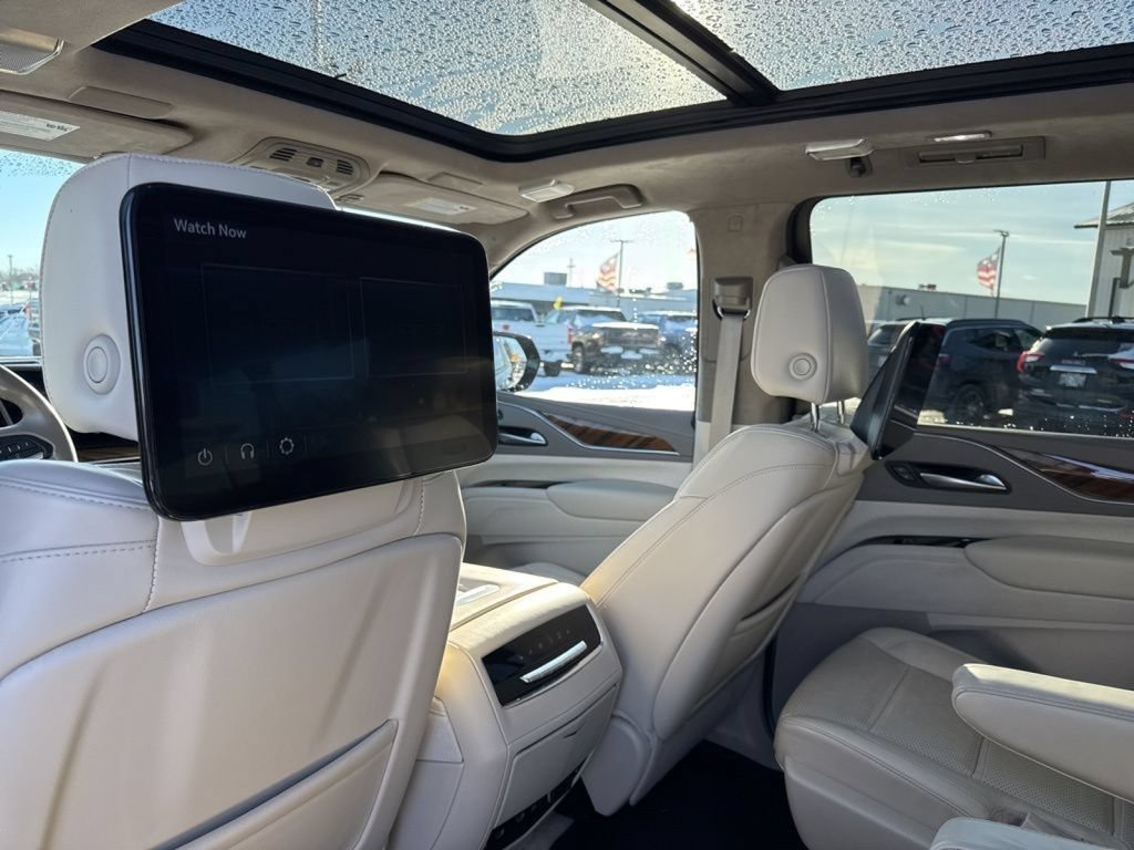 Used 2024 Cadillac Escalade ESV Sport Platinum AWD/4WD image 30
