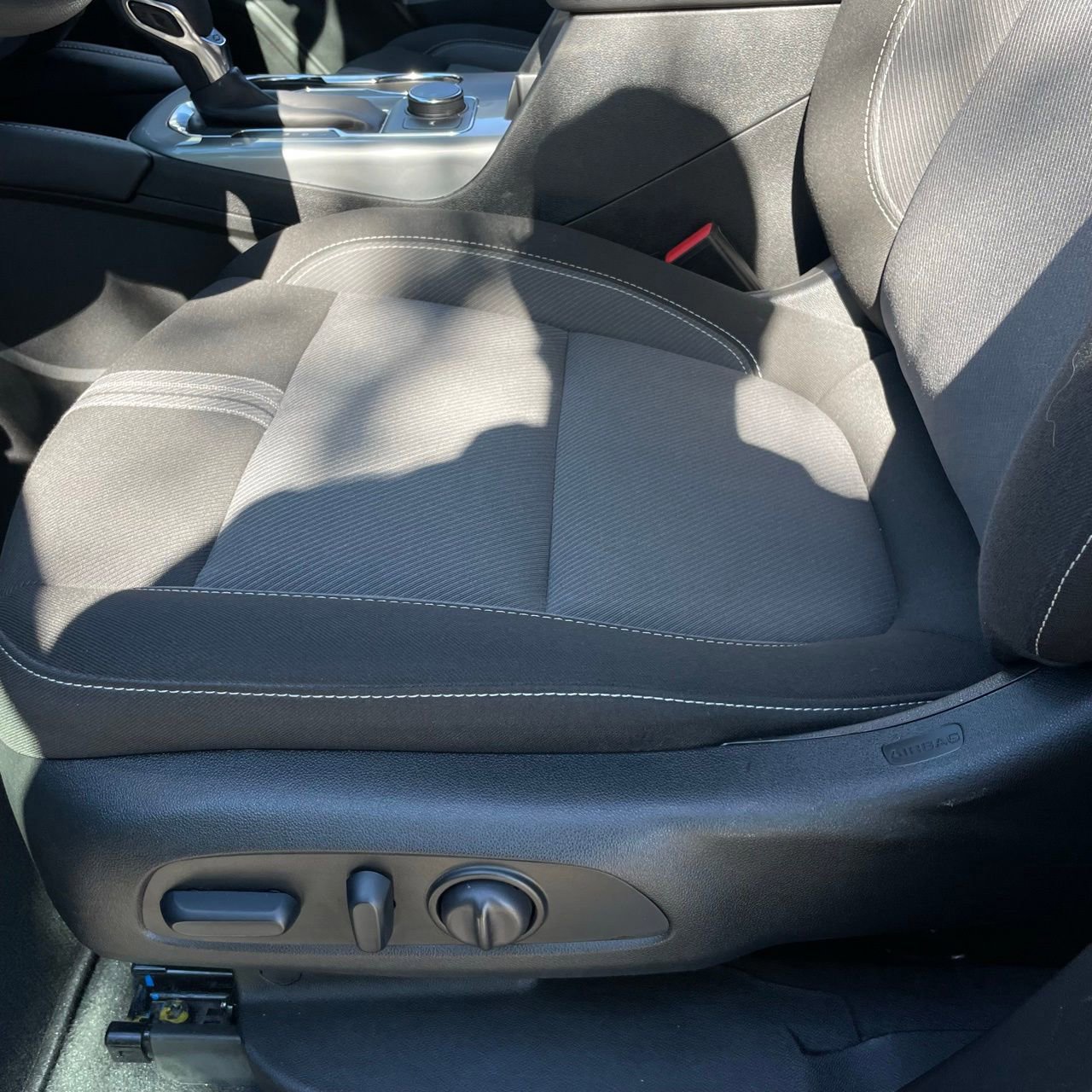 Used 2025 Chevrolet Blazer LT image 22