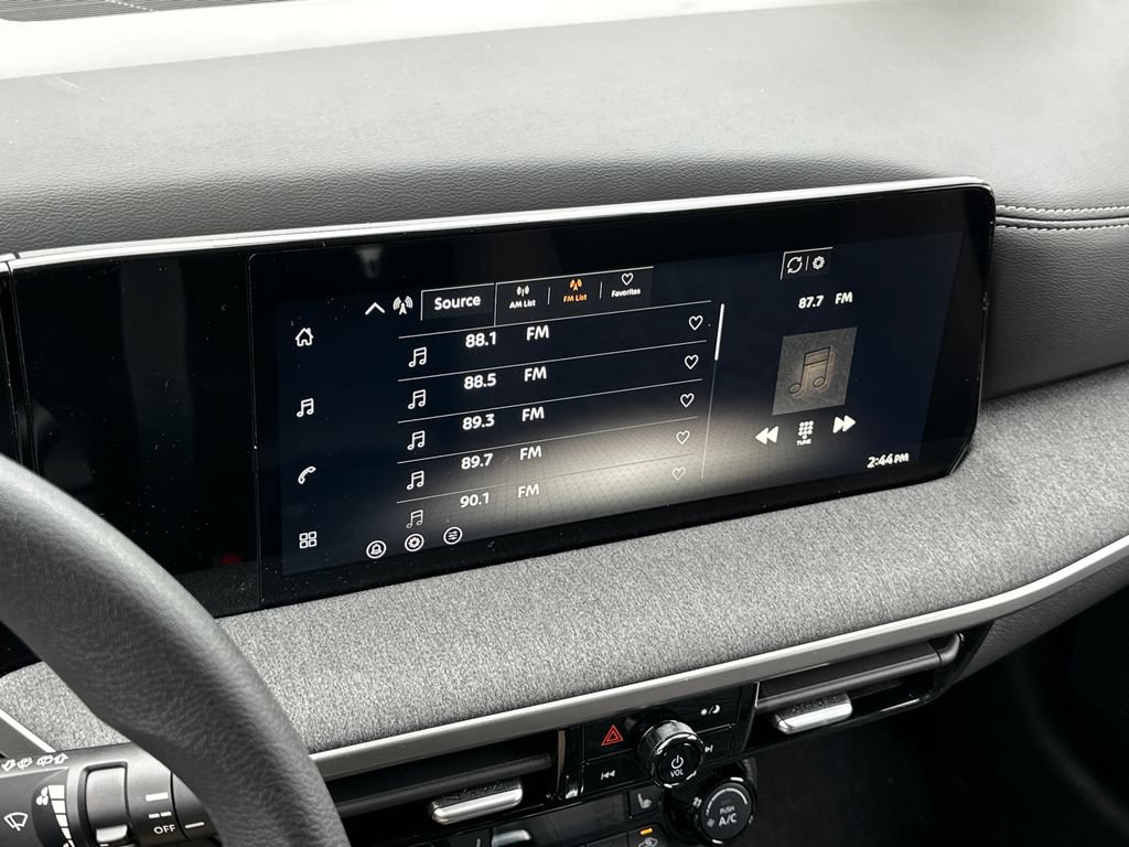New 2026 Nissan Kicks SV w/ SV Premium Package AWD/4WD image 11