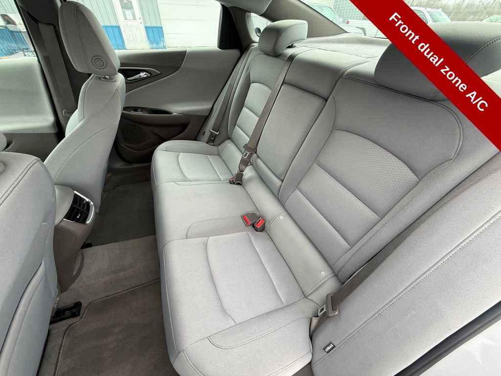 Used 2021 Chevrolet Malibu LT image 29