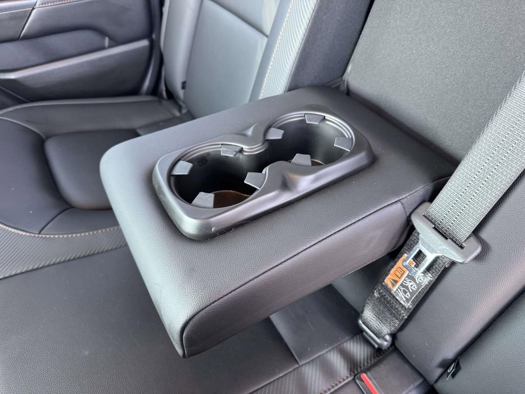 Used 2022 GMC Canyon AT4 w/ Trailering Package image 11