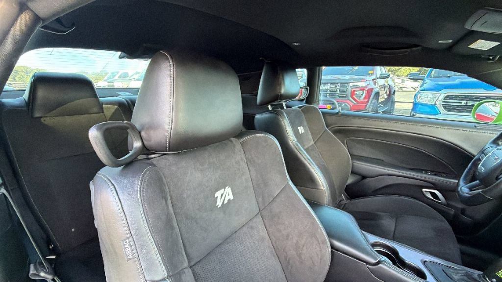 Used 2023 Dodge Challenger R/T Scat Pack RWD image 31