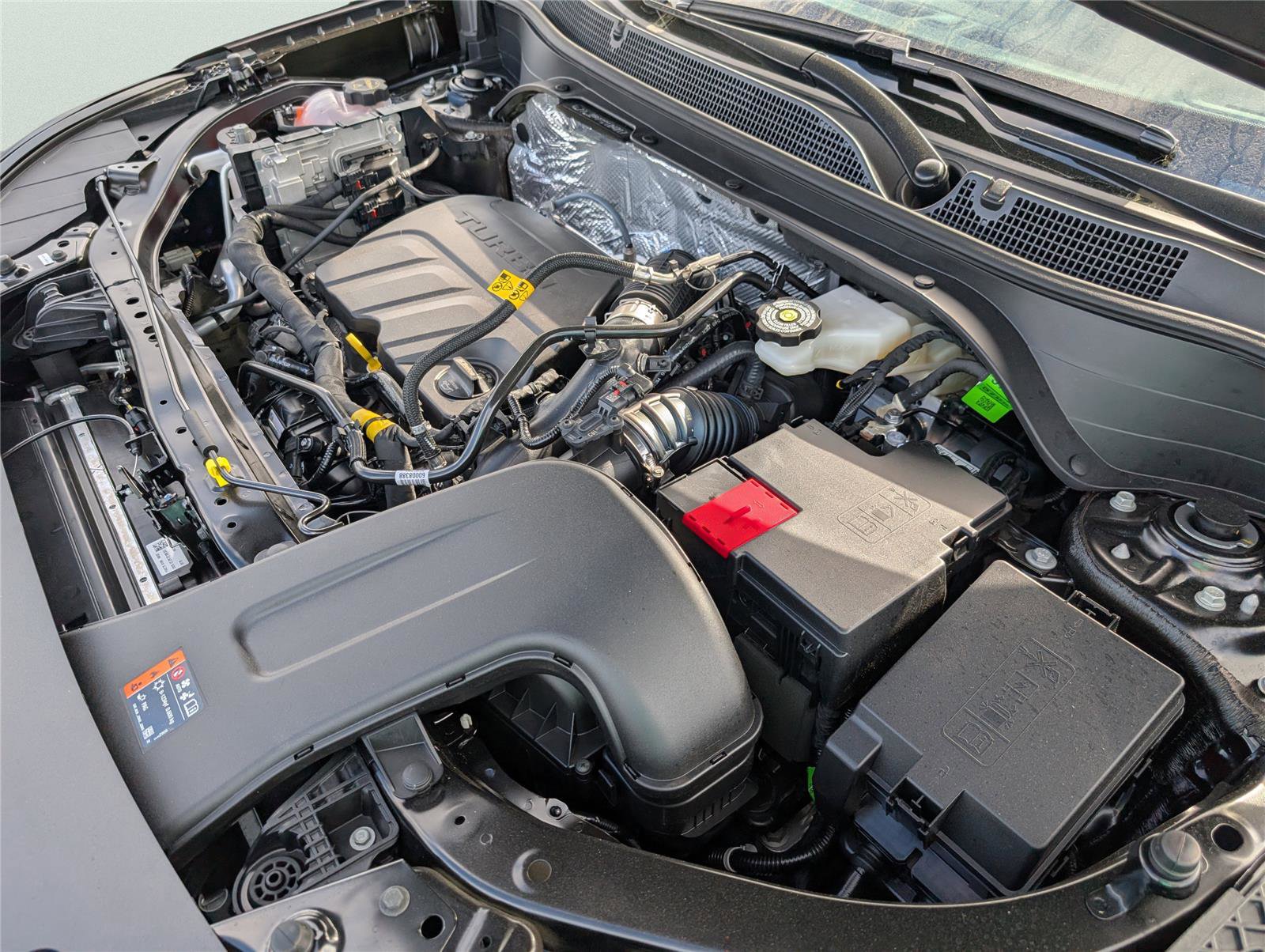 New 2026 Chevrolet Trax RS w/ Sunroof Package image 12