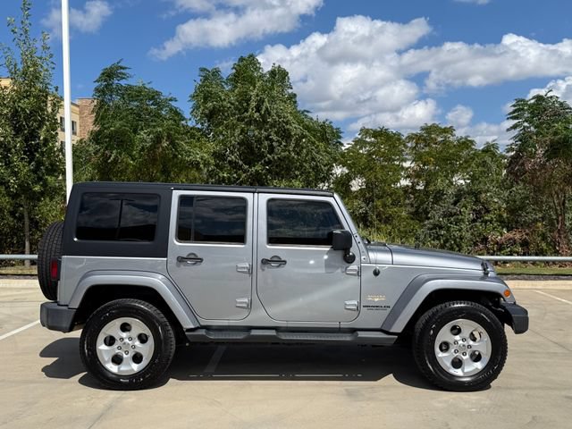 Used 2014 Jeep Wrangler Unlimited Sahara w/ Max Tow Package AWD/4WD image 4