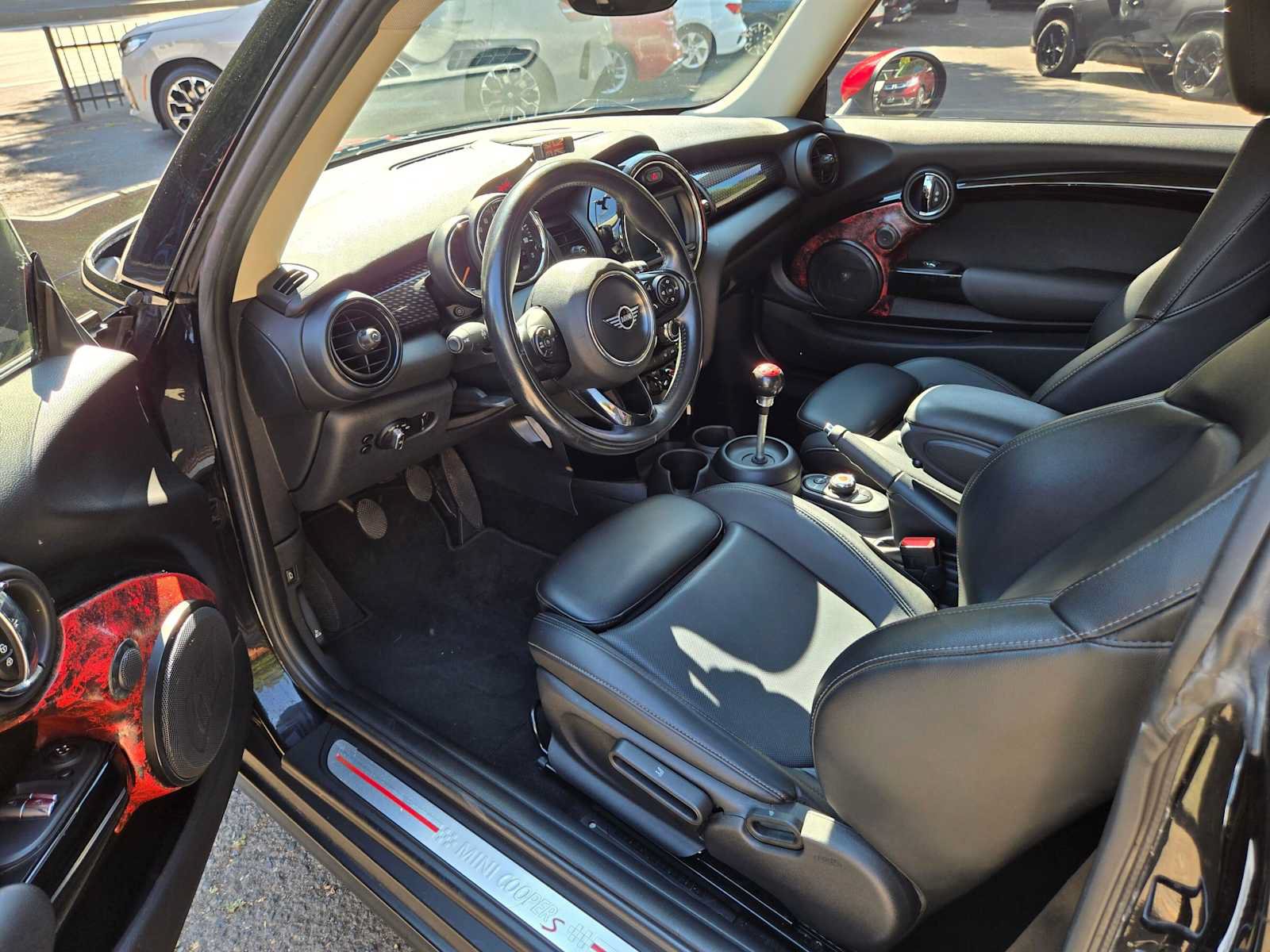 Used 2019 MINI Cooper S FWD image 17