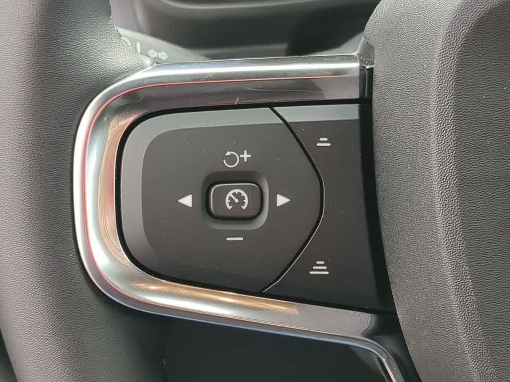 New 2026 Volvo XC40 B5 Ultra w/ Protection Package Premier AWD/4WD image 22