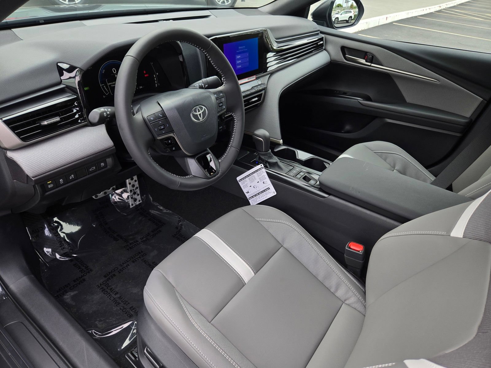 Used 2026 Toyota Camry SE FWD image 8