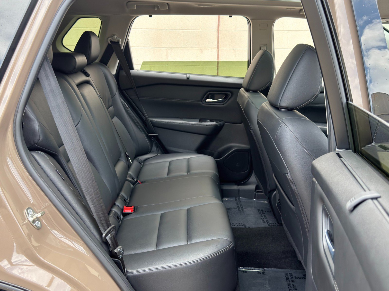Used 2024 Nissan Rogue SL w/ SL Premium Package FWD image 40