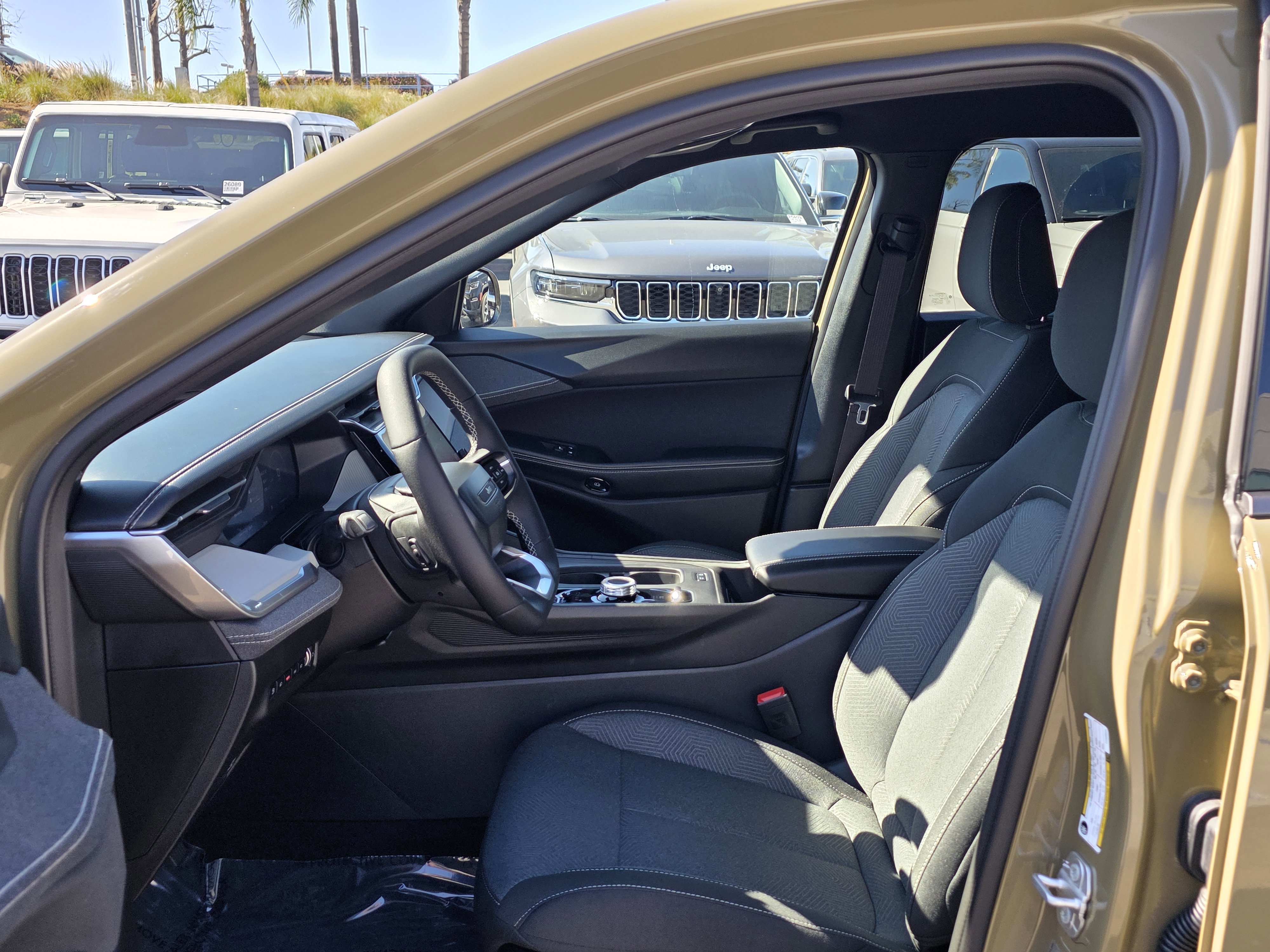 New 2026 Jeep Cherokee Laredo AWD/4WD image 12