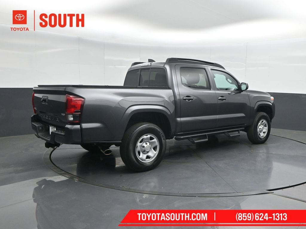 Used 2023 Toyota Tacoma SR AWD/4WD image 2