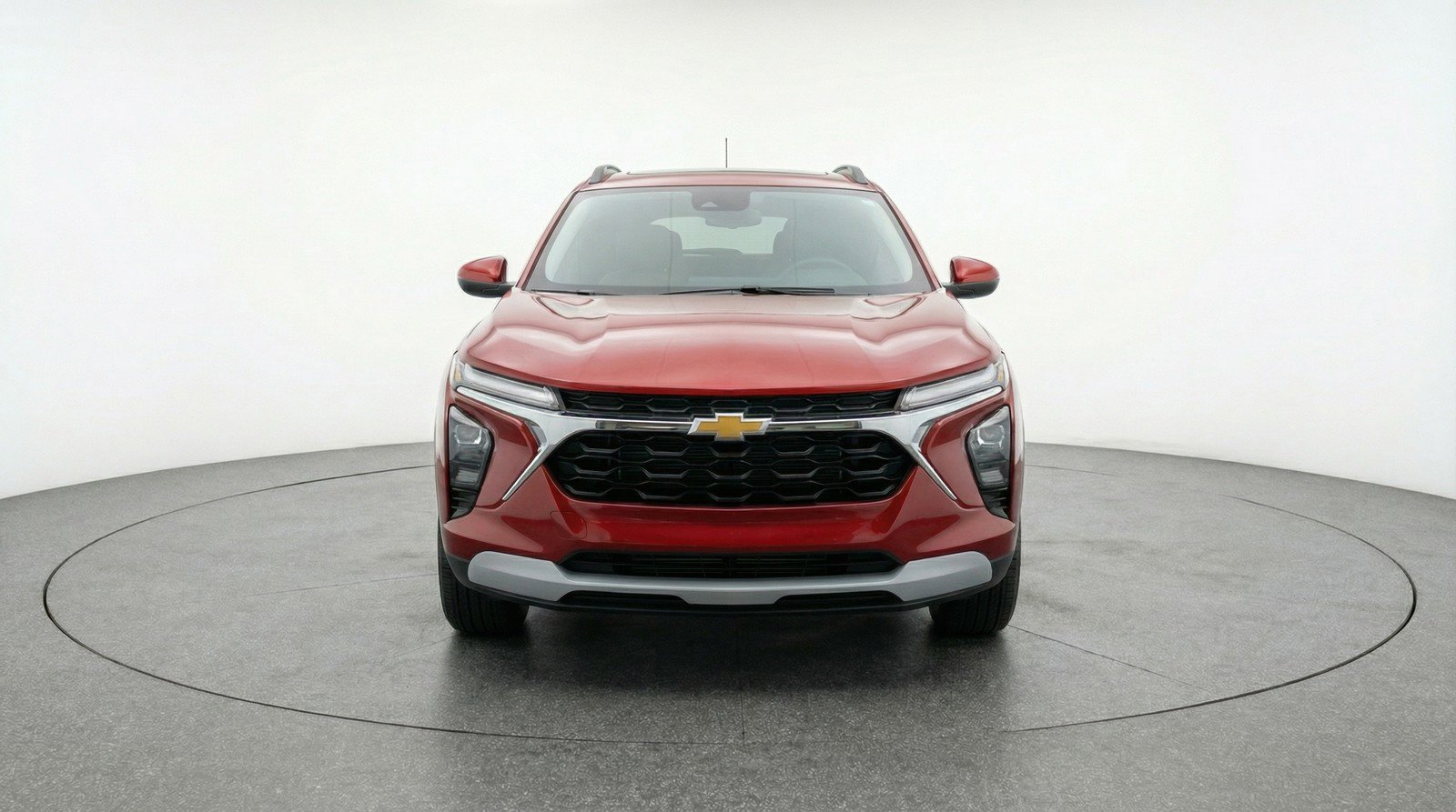 Used 2025 Chevrolet Trax LT image 2