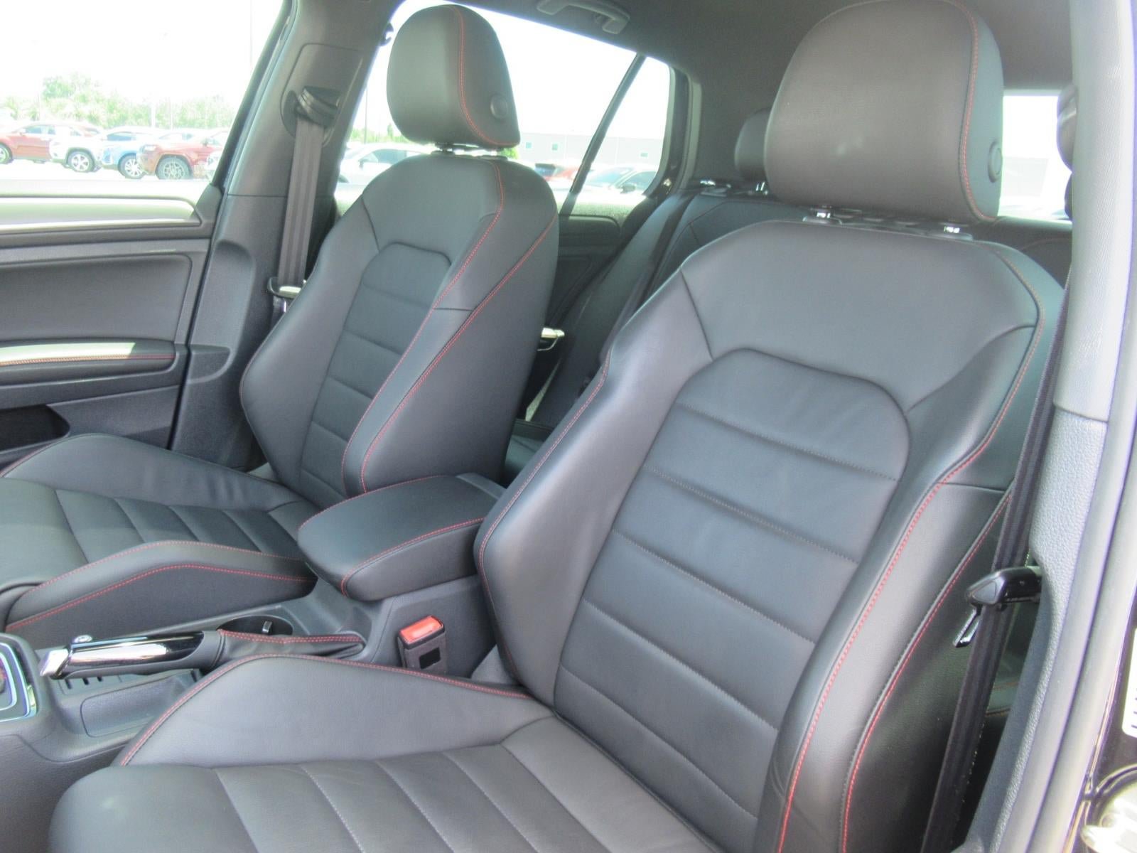 Used 2018 Volkswagen GTI Autobahn FWD image 17
