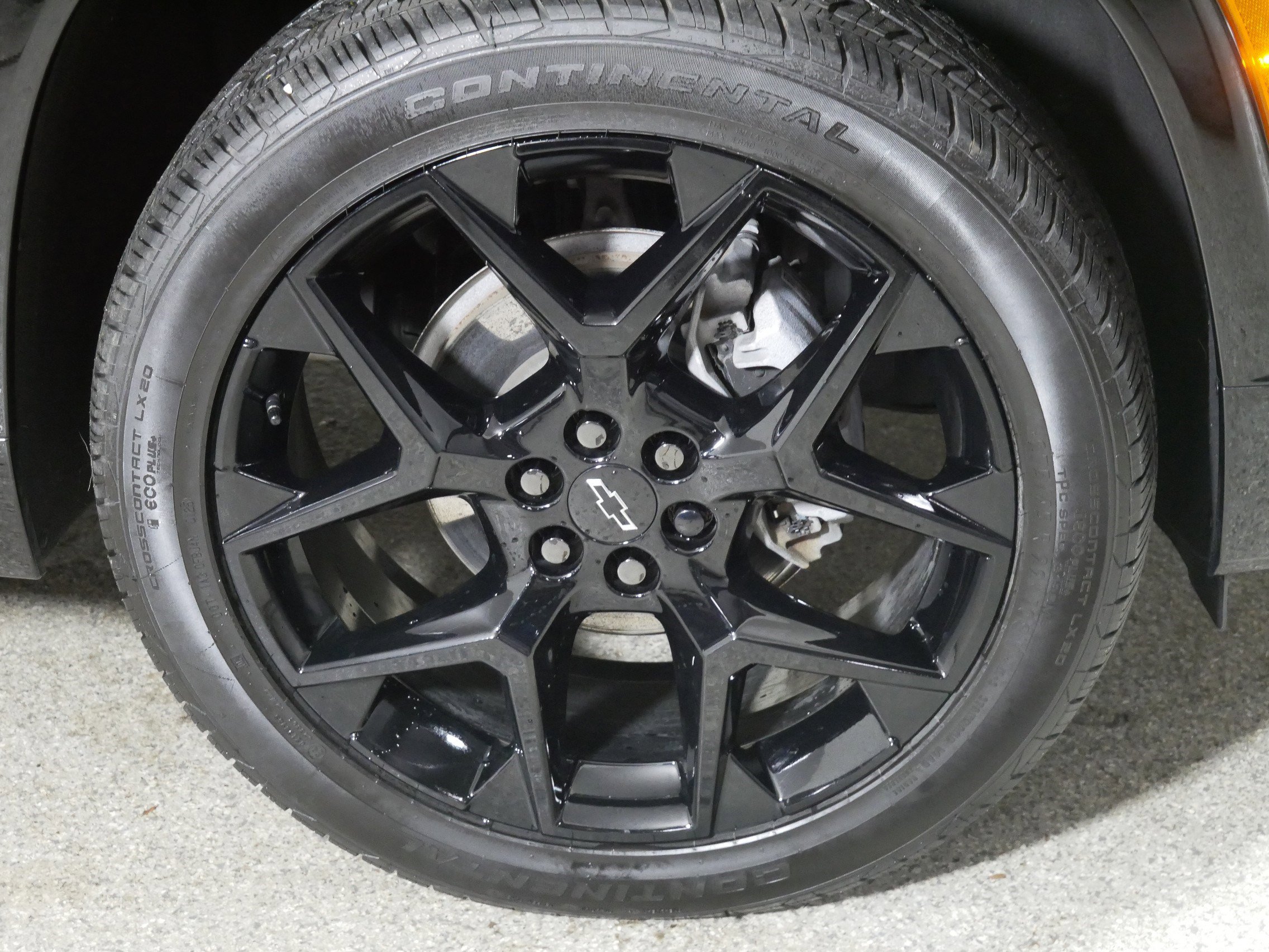 Used 2024 Chevrolet Traverse RS w/ LPO, Floor Liner Package image 15