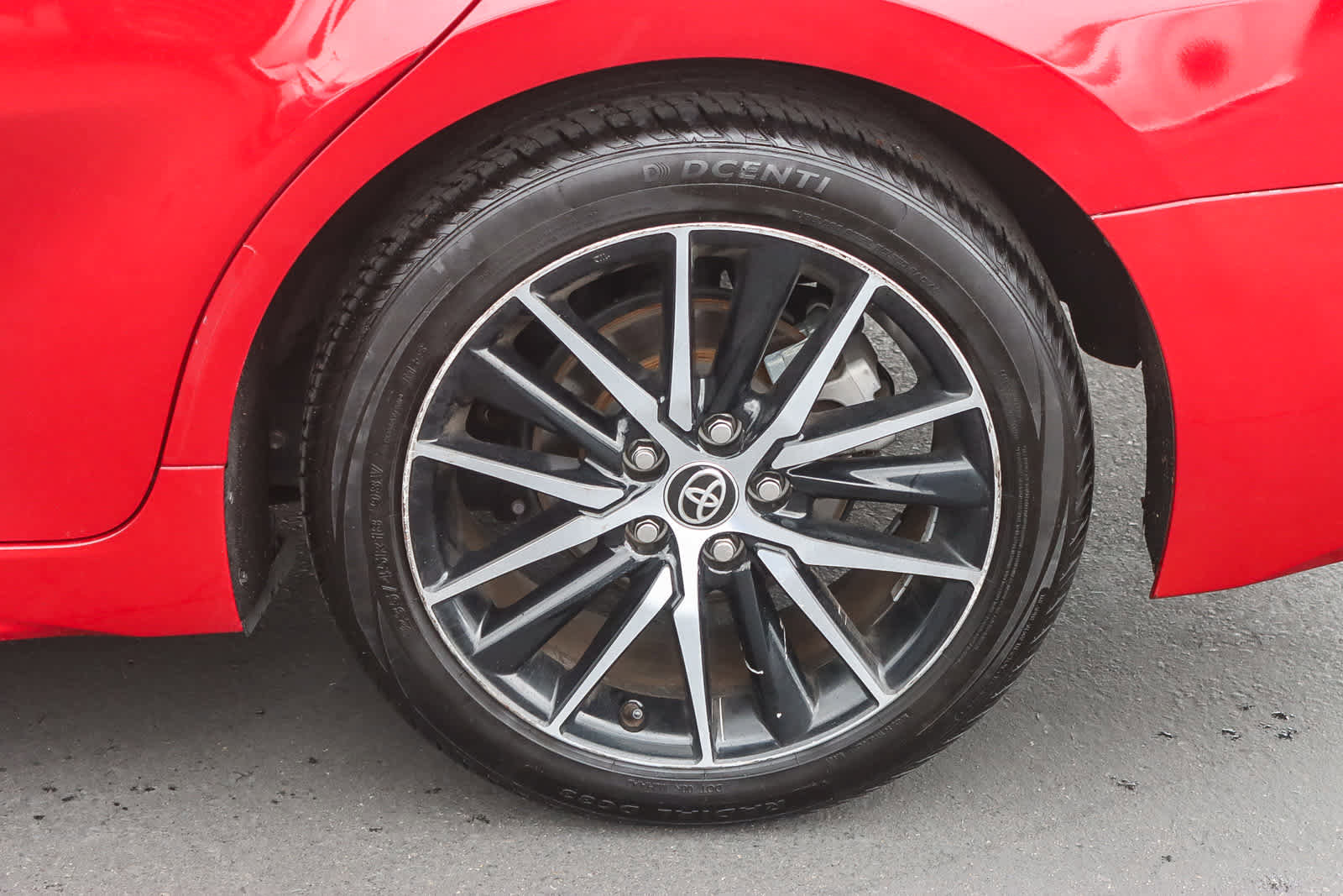 Used 2021 Toyota Camry SE image 10