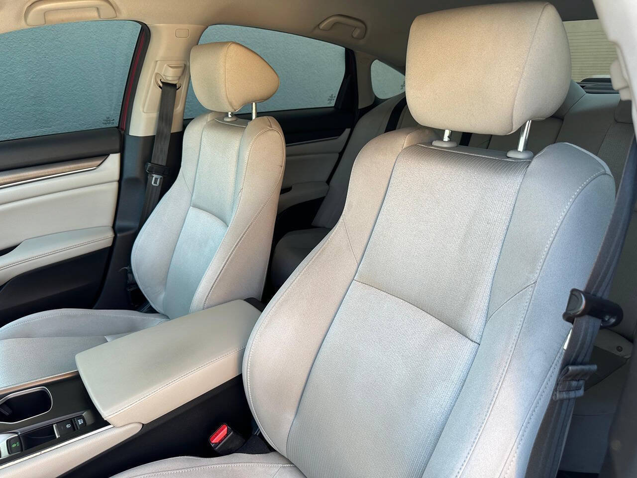 Used 2020 Honda Accord LX image 12