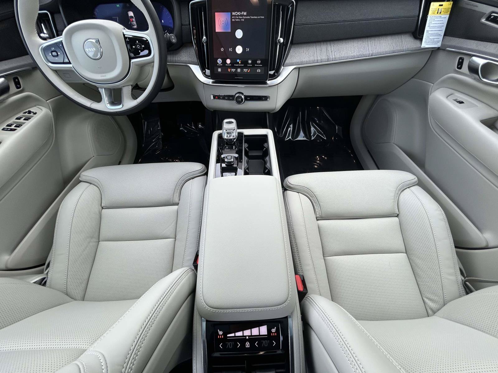 New 2026 Volvo XC90 B6 Ultra w/ Protection Package Premier AWD/4WD image 14
