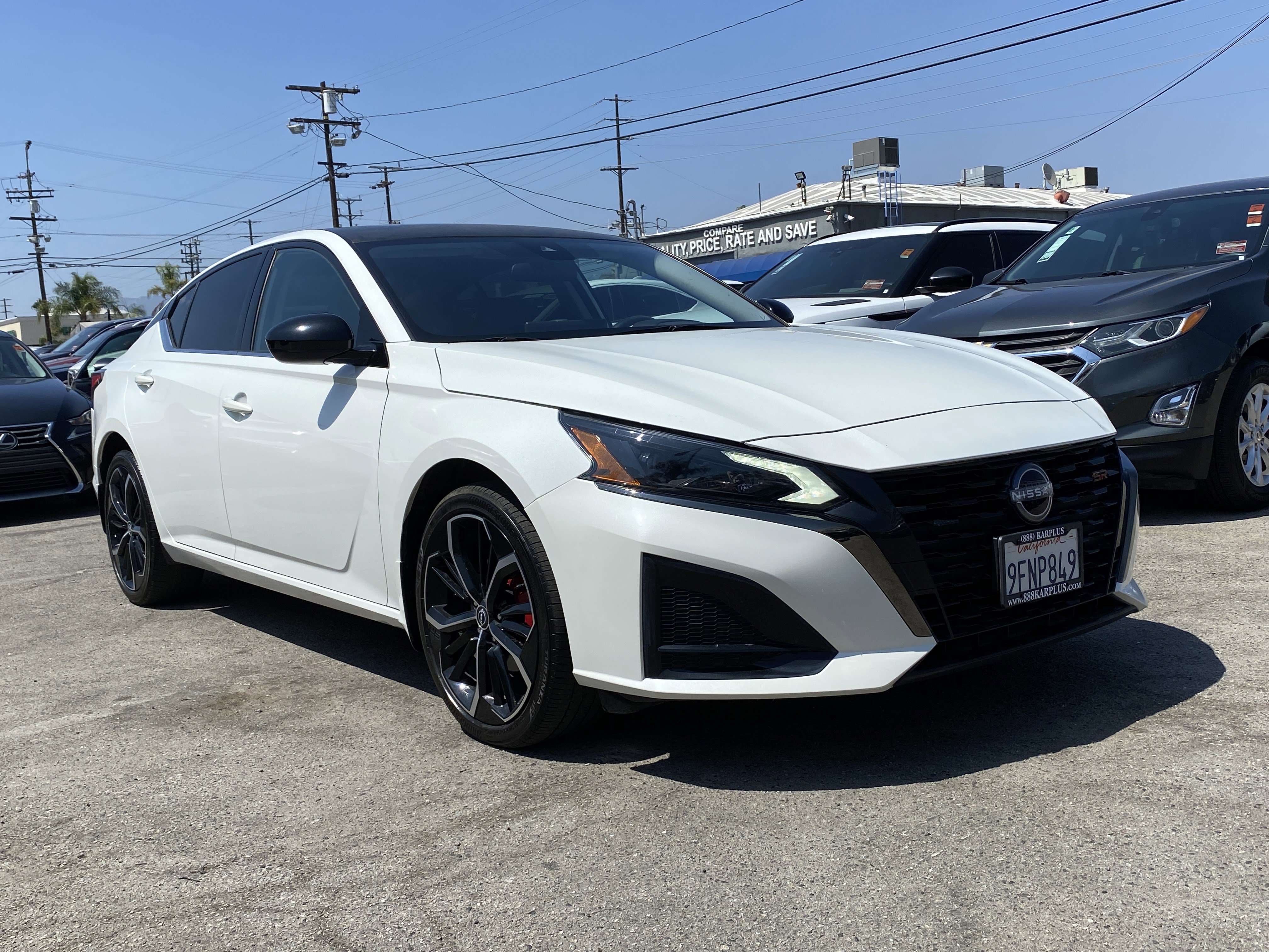 Used 2023 Nissan Altima 2.5 SR w/ SR Premium Package image 6