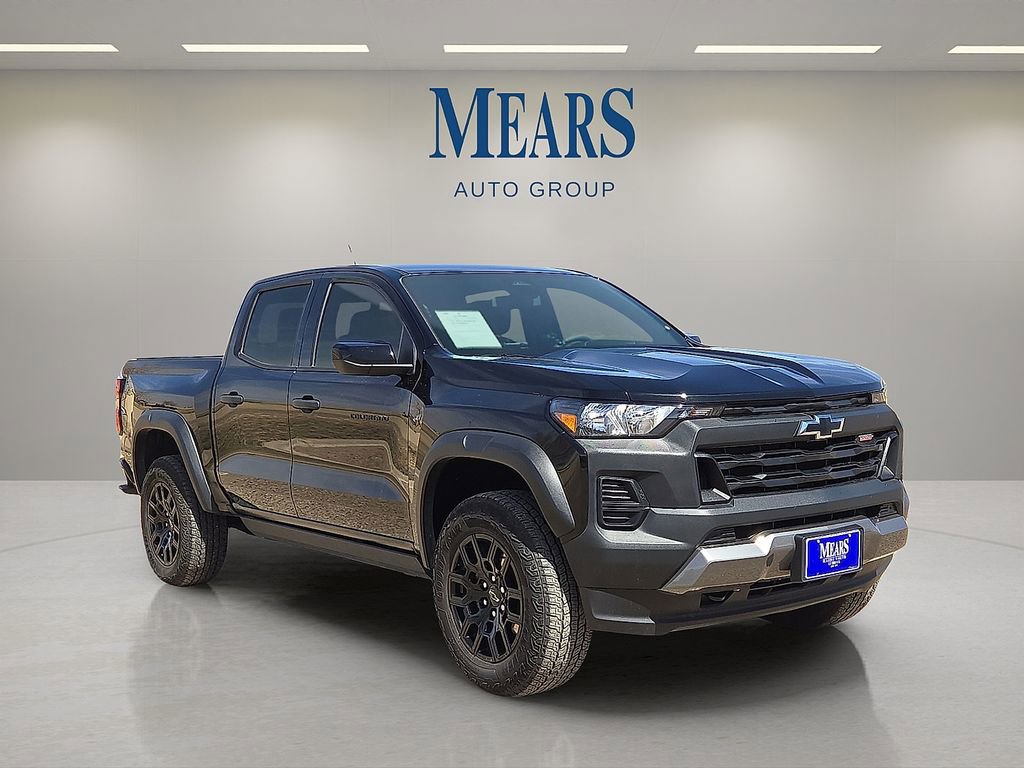 Used 2024 Chevrolet Colorado Trail Boss w/ Advanced Trailering Package image 7