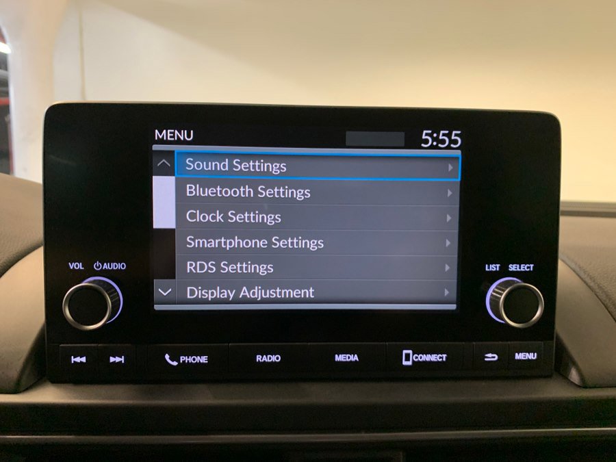 Used 2025 Honda Pilot Sport image 25