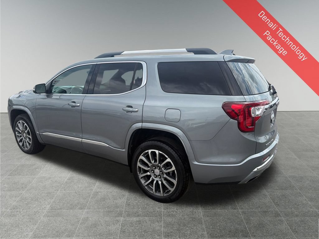 Used 2023 GMC Acadia Denali w/ Denali Ultimate Package FWD image 4
