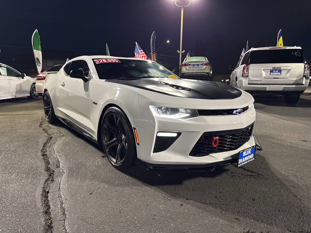 Used 2018 Chevrolet Camaro SS image 1