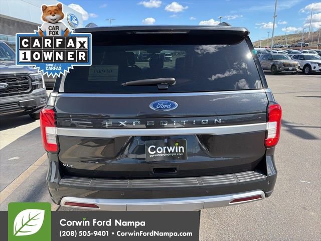 Used 2023 Ford Expedition XLT image 5