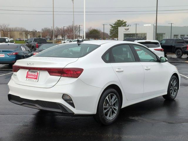 Used 2024 Kia Forte LXS FWD image 5