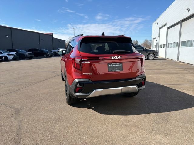 Used 2025 Kia Seltos SX w/ SX Sunroof Package image 12