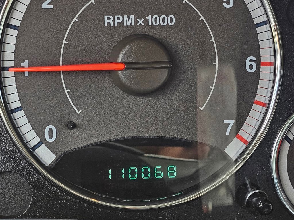 Used 2005 Jeep Liberty Limited image 6