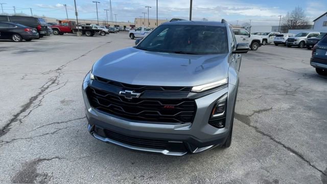 Used 2025 Chevrolet Equinox RS w/ Safety and Technology Package image 5