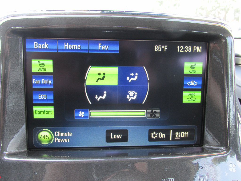 Used 2014 Chevrolet Volt w/ Enhanced Safety Package 1 FWD image 11