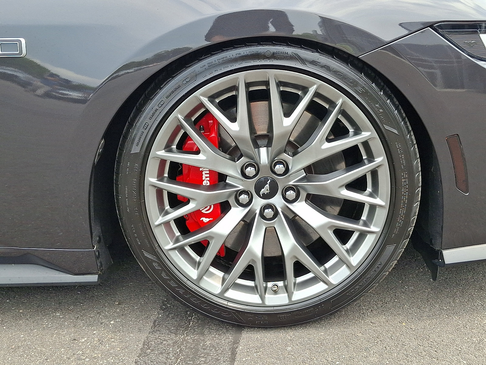 Used 2024 Ford Mustang GT Premium RWD image 9