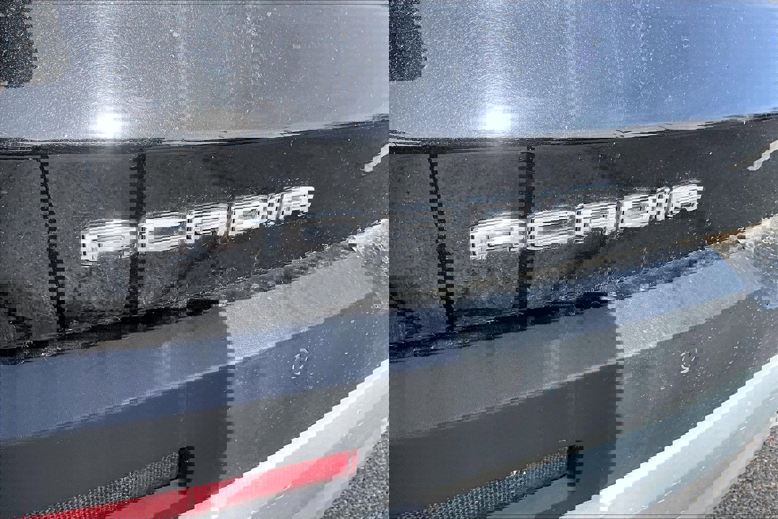 Used 2023 GMC Acadia SLT image 24