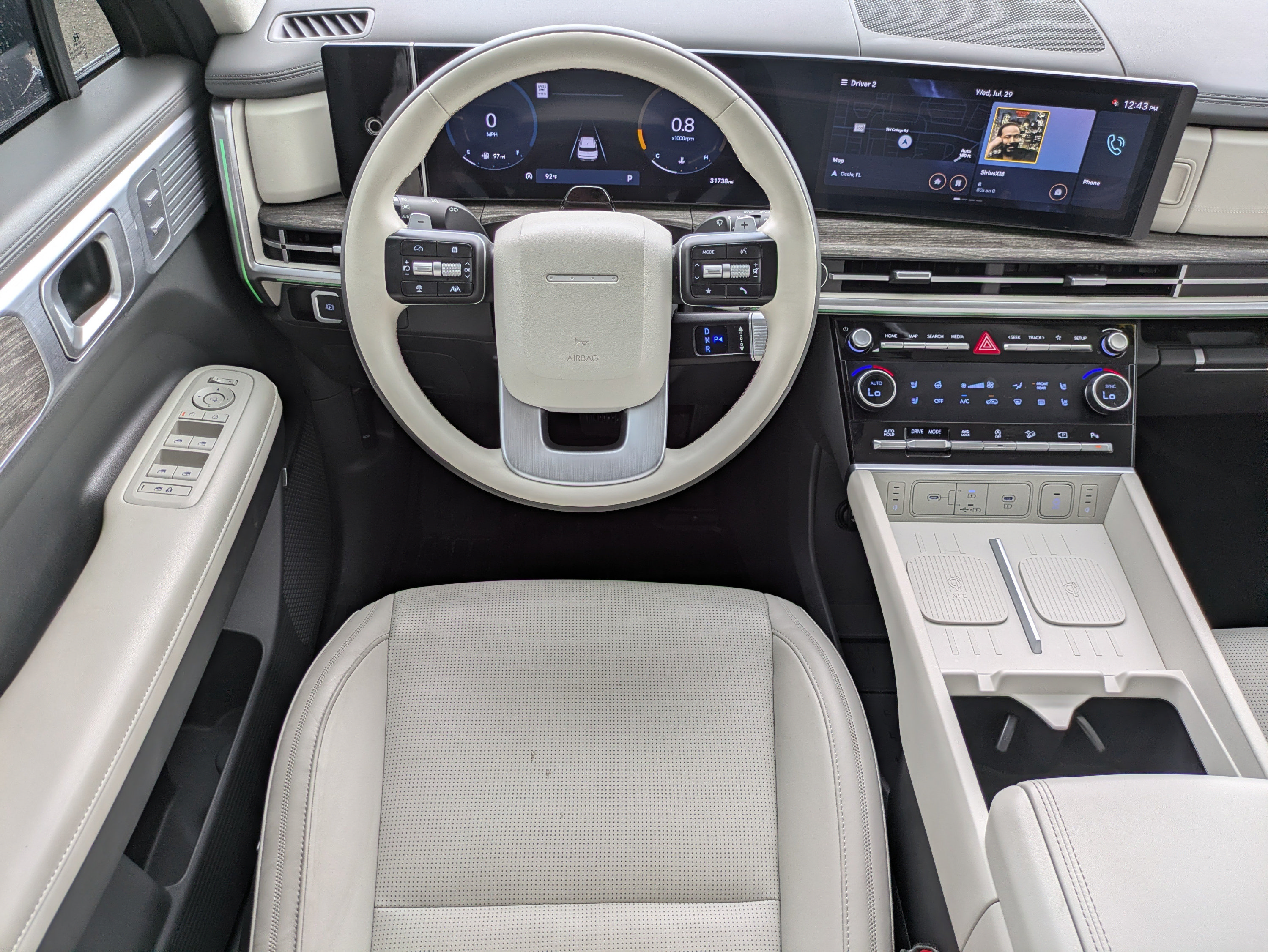 Used 2024 Hyundai Santa Fe Calligraphy AWD/4WD image 13