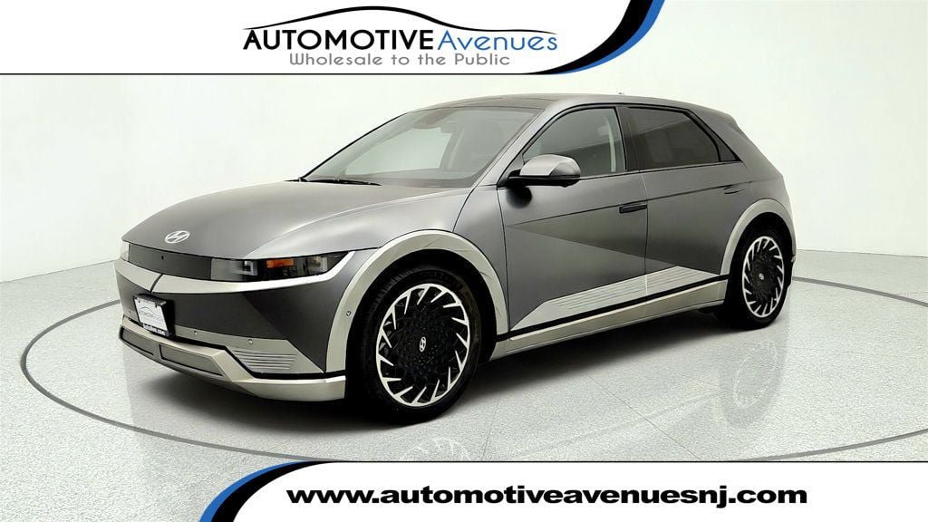 Used 2023 Hyundai Ioniq 5 Limited AWD/4WD image 1
