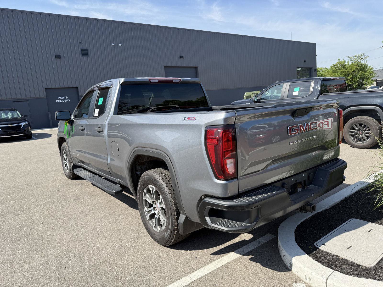 Used 2021 GMC Sierra 1500 4x4 Double Cab w/ Sierra Value Package image 5